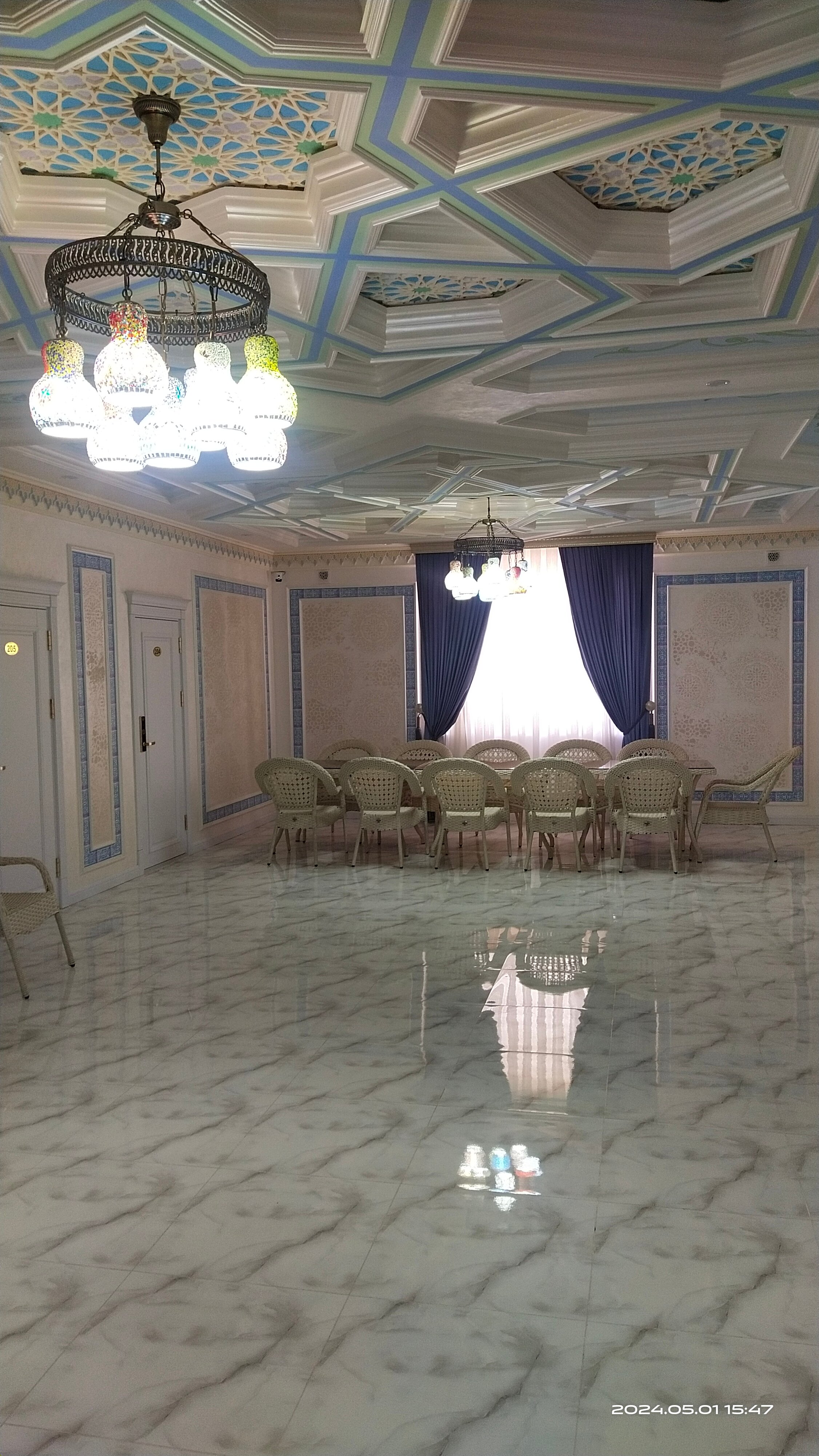 Фото Bibihojar Hotel