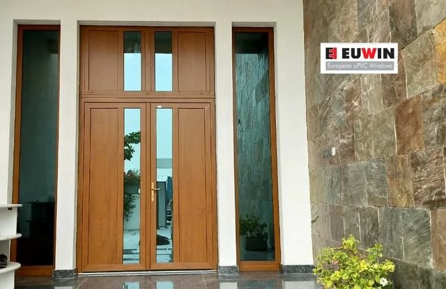 Windows Euwin, Emirate of Sharjah, photo