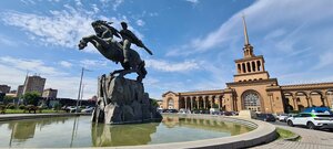 Sasunci David (Yerevan, Sasuntsi David Square), monument, memorial