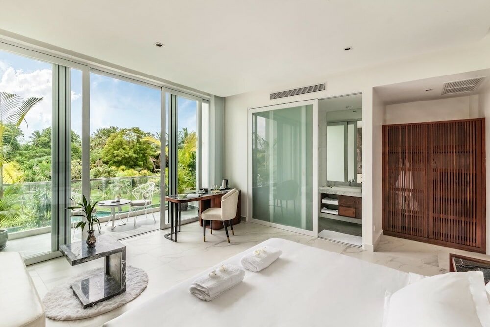 Фото Enjoy Boutique Hotel & Restaurat