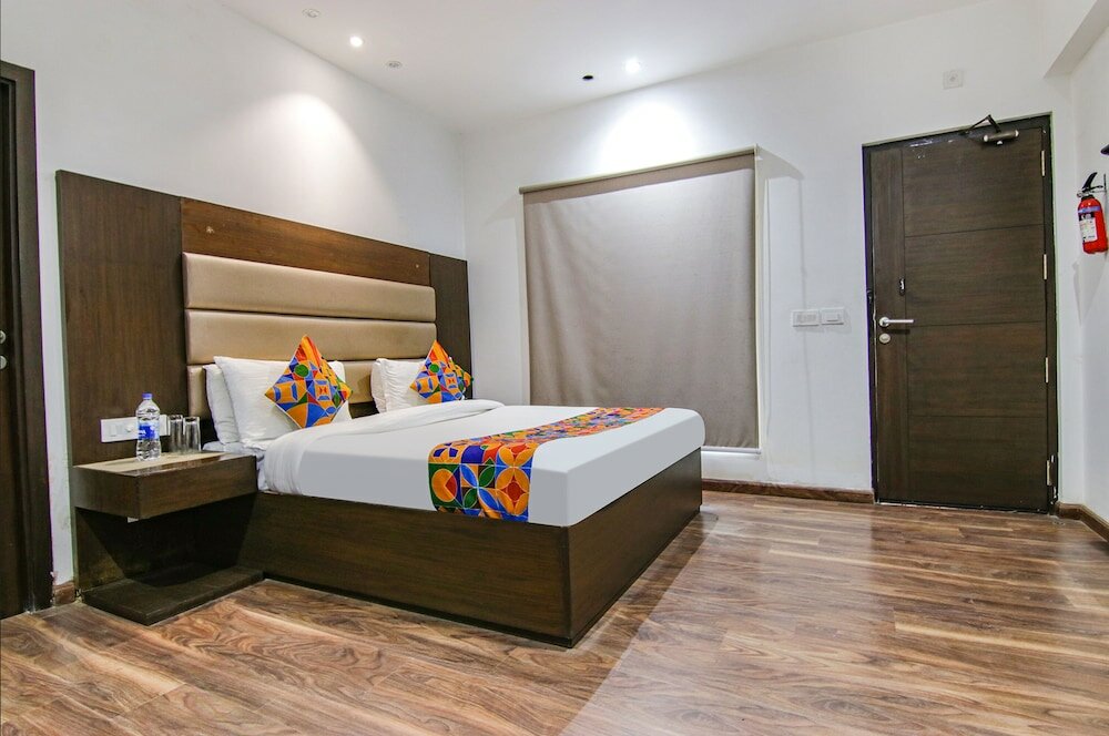 Фото Fabescape Paradise Ville Resort