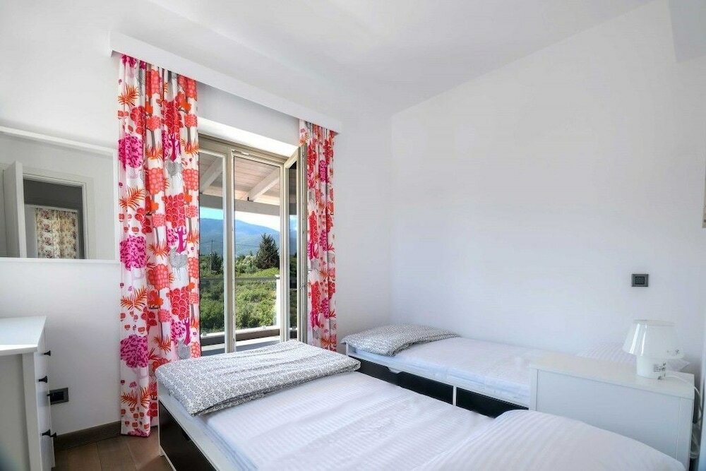 Фото White Villas