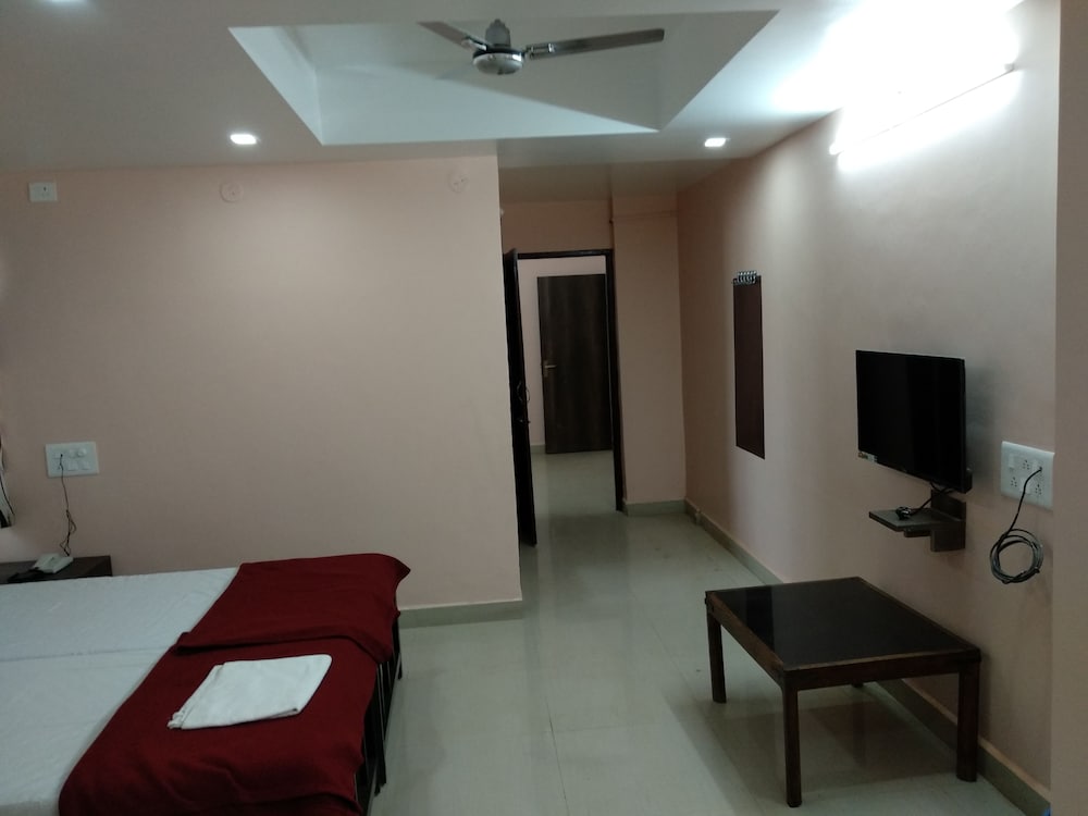 Фото Hotel Peacock