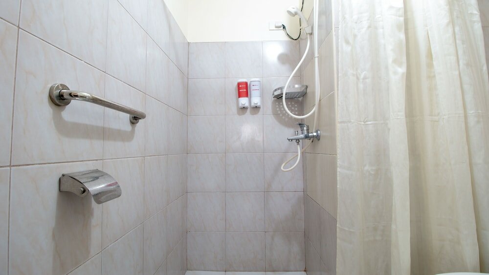 Фото RedDoorz near SM Manila