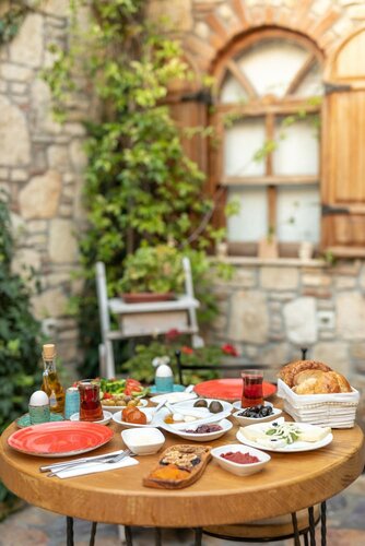 Гостиница Monza House Butik Otel в Сеферихисаре