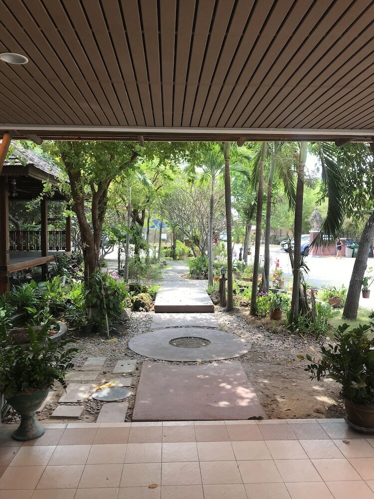 Фото Iyara Apartment