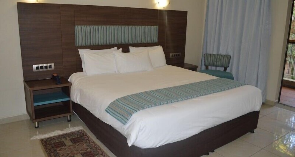 Фото отеля 3