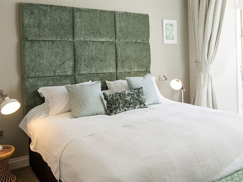 Фото The Lane Hotel