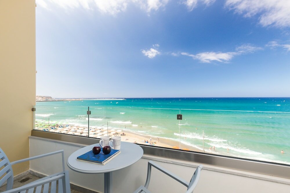 Фото Meltemi Coast Suites