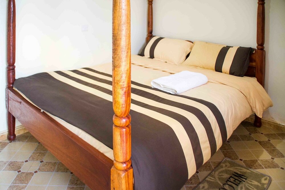 Фото Airfield View Motel