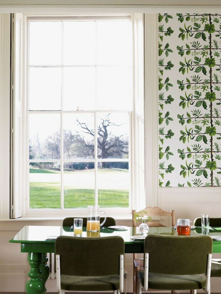 Фото Stoke Place Hotel