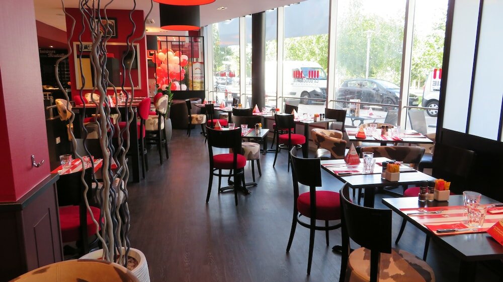 Фото ibis Lyon Caluire Cité Internationale