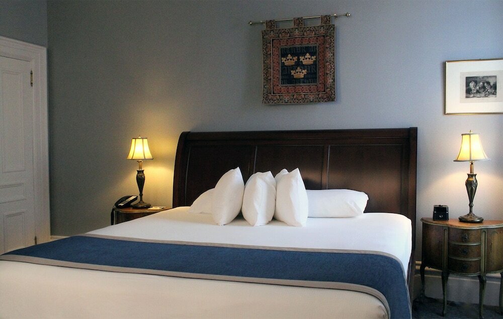 Фото The Priory Hotel