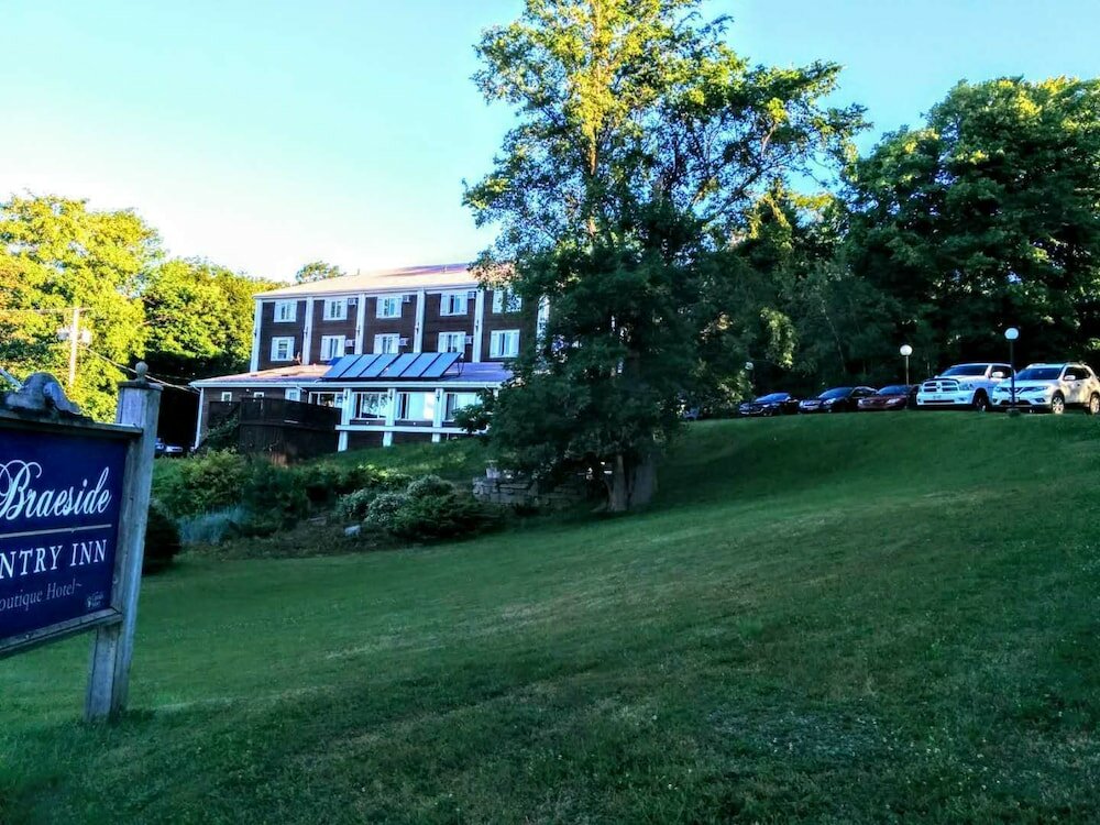 Фото Braeside Country Inn