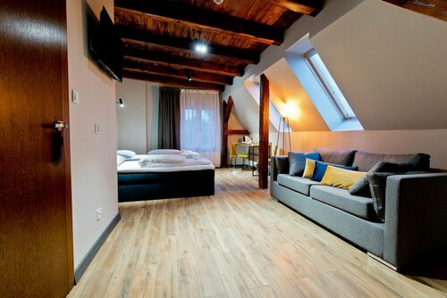Гостиница ApartHotel i Sorau в Жарах