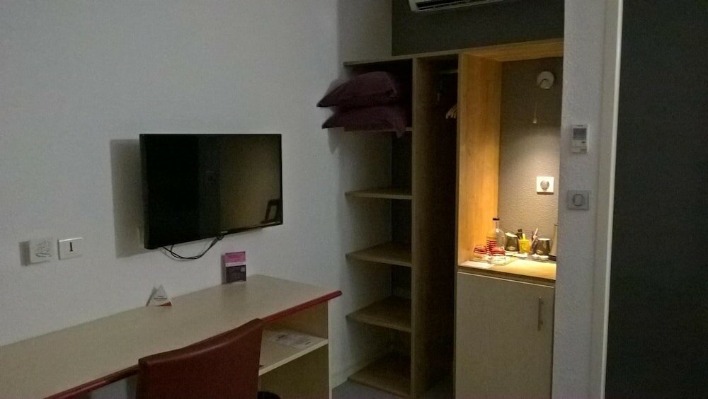 Фото Hotel Tambourin