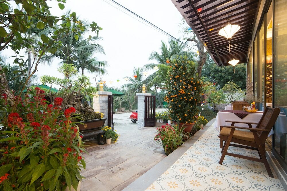 Фото River Waves Villa