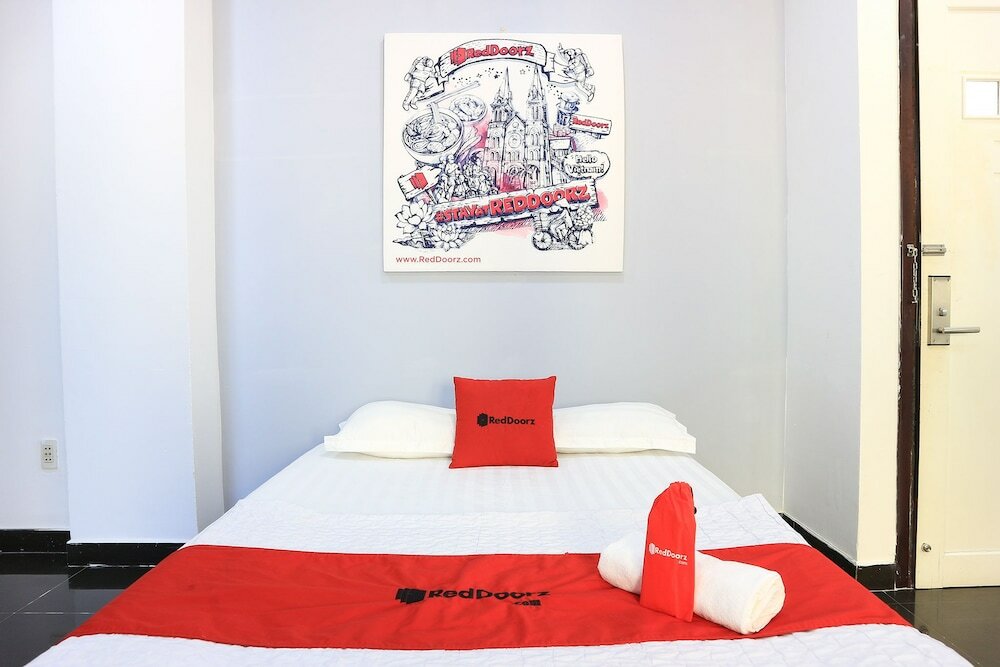 Фото RedDoorz near Gia Dinh Church