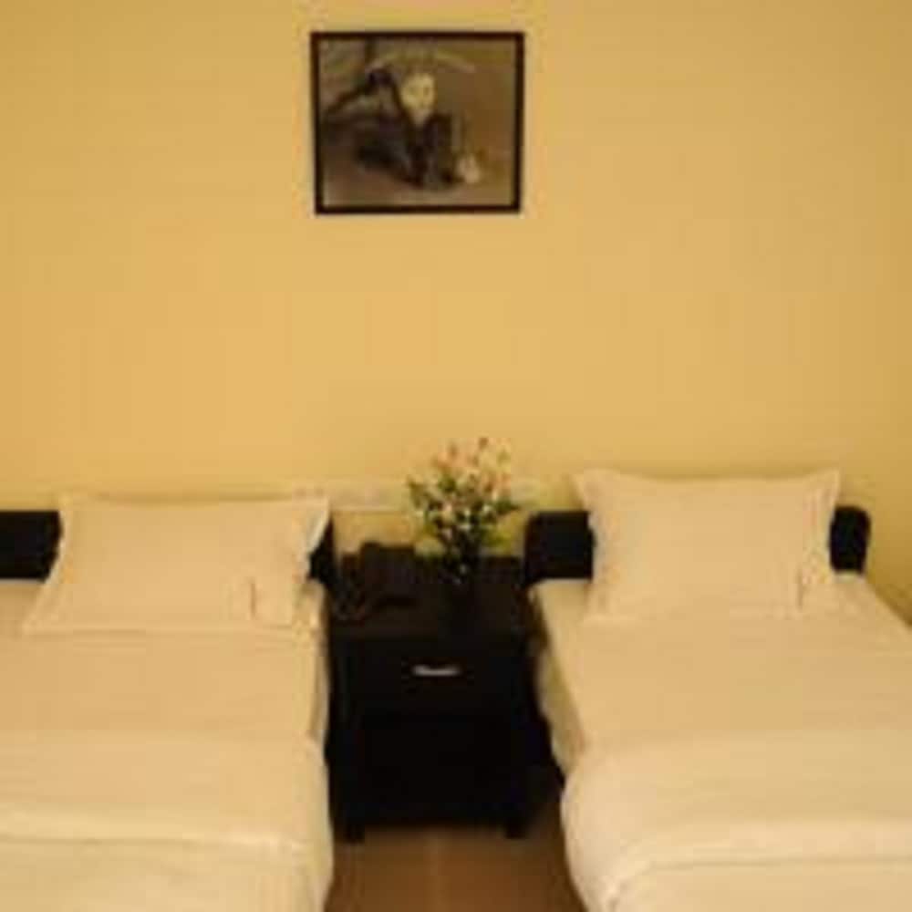 Фото Balaji Residency