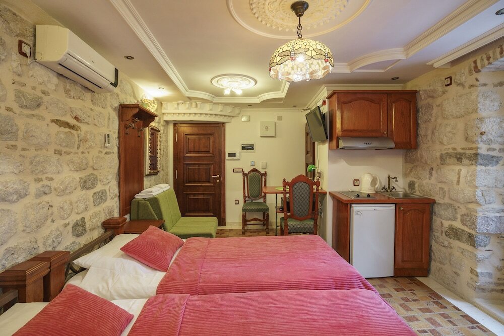 Фото Apartments Wine House Old Town