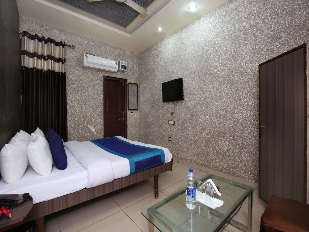 Фото Oyo 9808 Hotel Prem Sagar