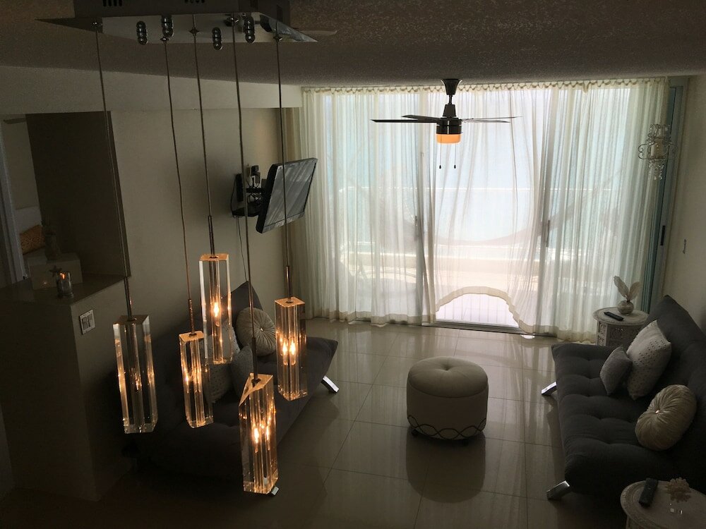 Фото Ocean View Gorgeous 1 Bedroom Apt