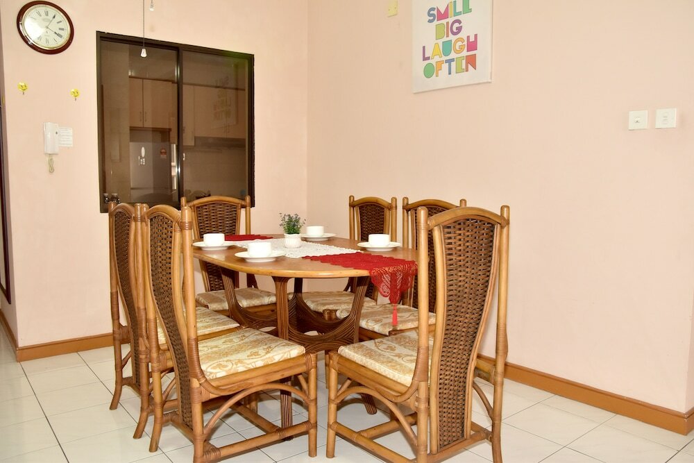 Фото Ideal Holiday Apartment Marina Court