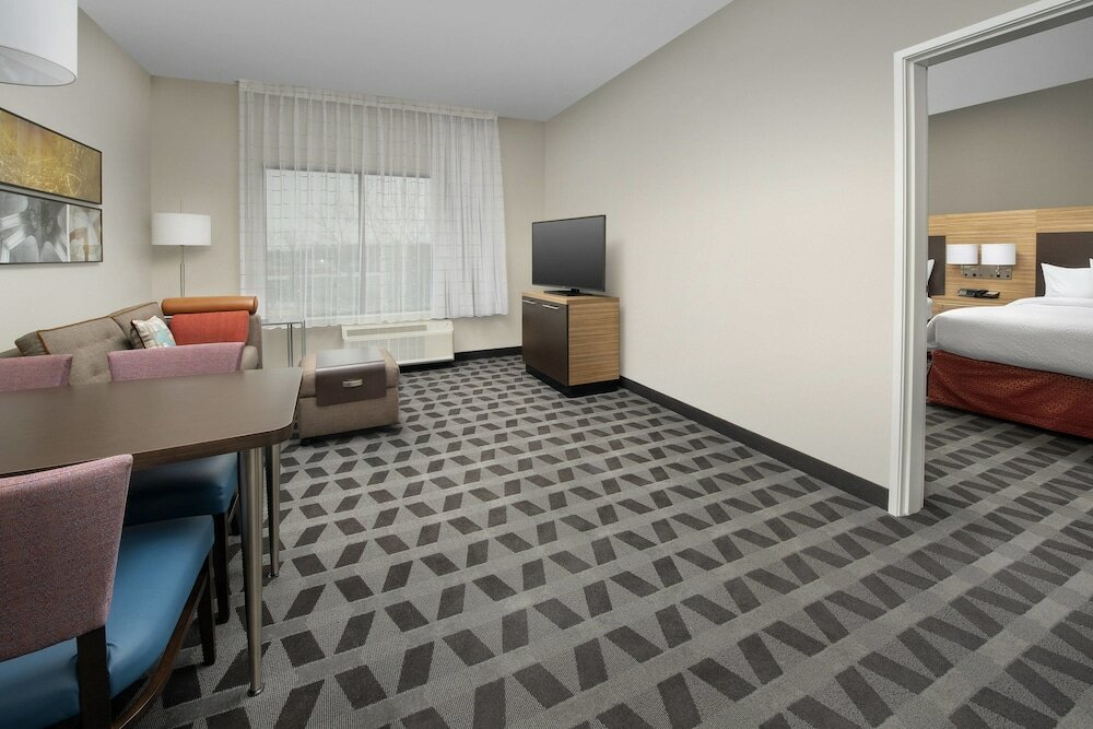 Фото TownePlace Suites by Marriott College Park