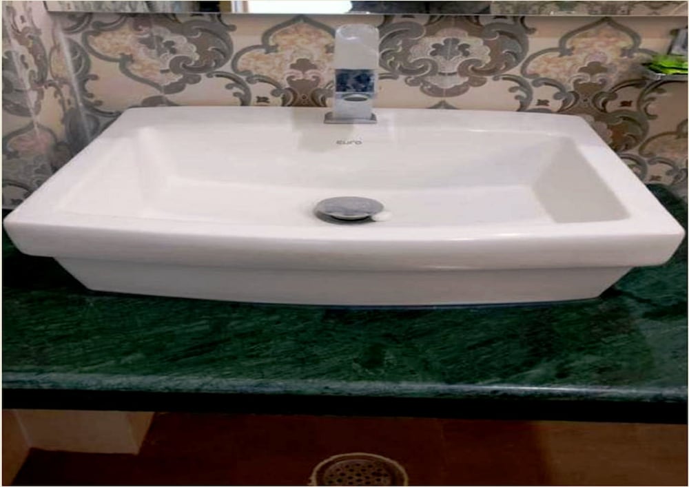 Фото Hotel Jeevanam Villa