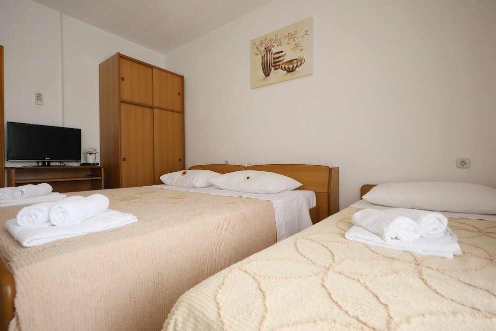 Фото Knez Mali Iz