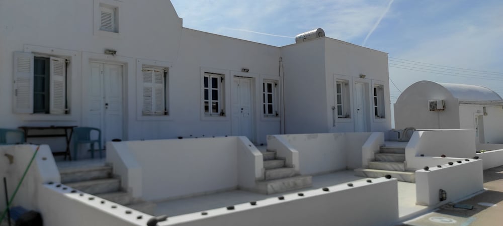 Фото Abyssanto Villa