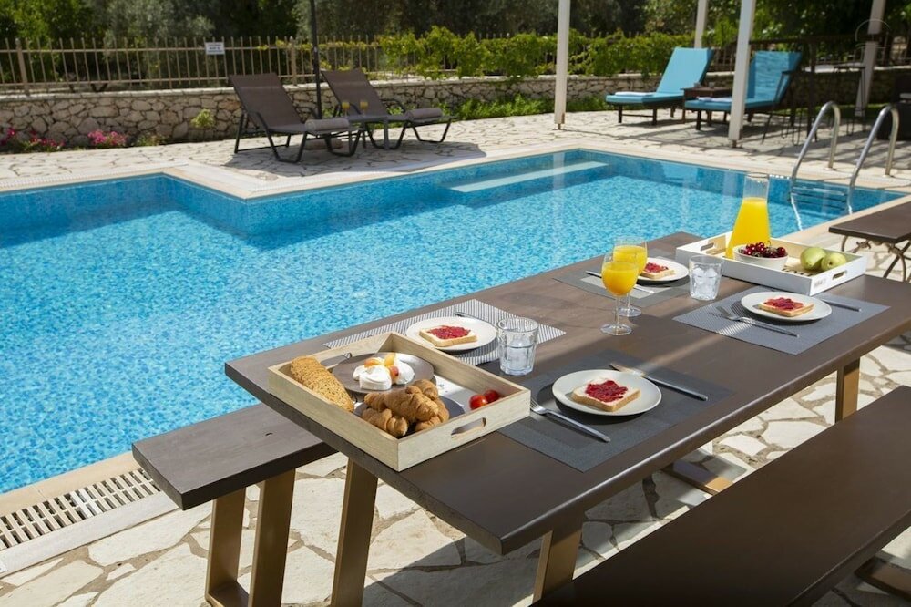 Фото Villa Niriides