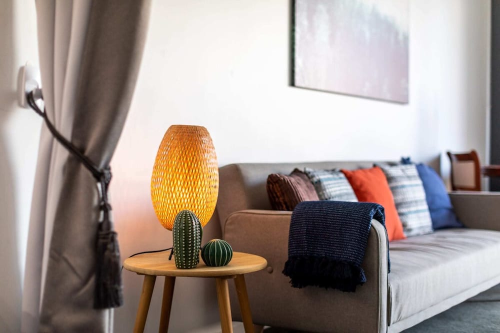 Фото Spacious 1bd 50m From Chapel Street