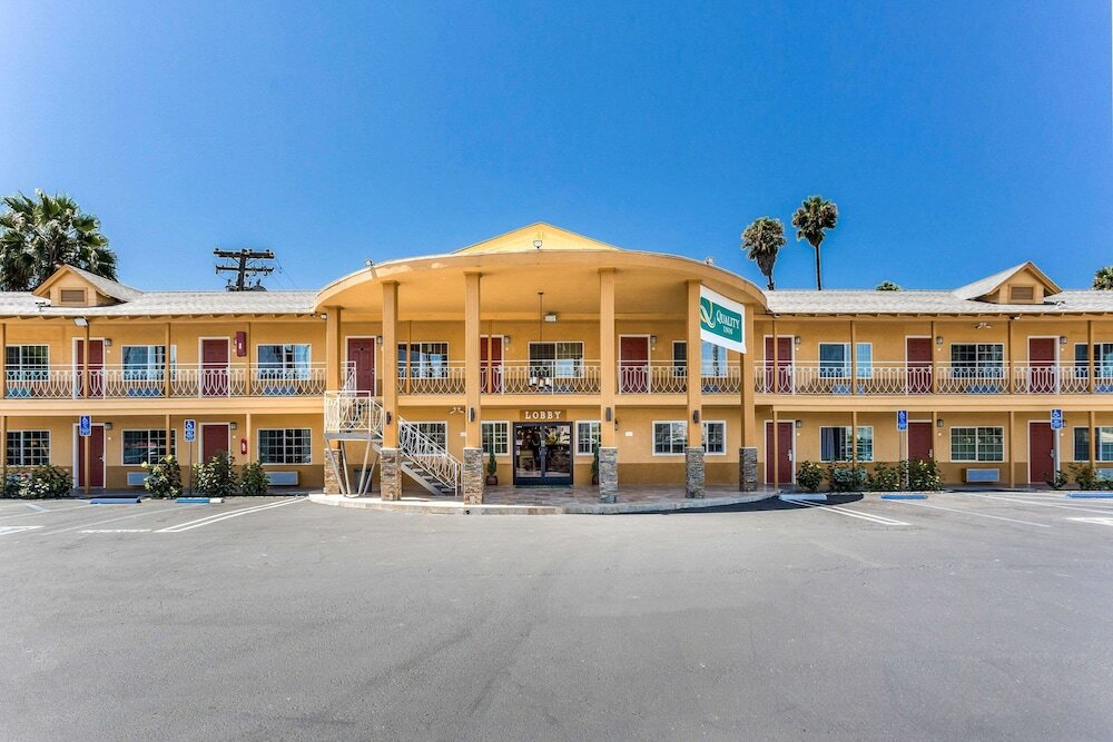 Фото Quality Inn Escondido Downtown