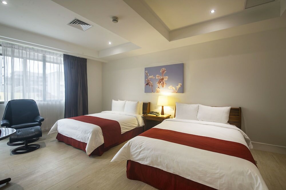 Фото Balmoral Suites