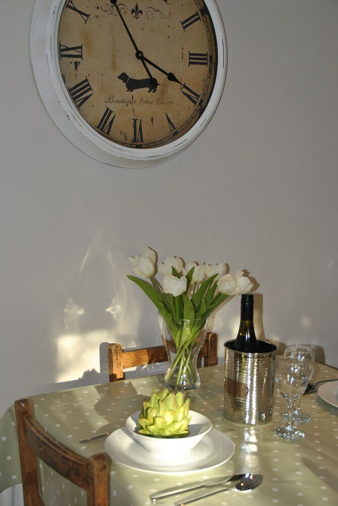 Фото Lord Raglan House