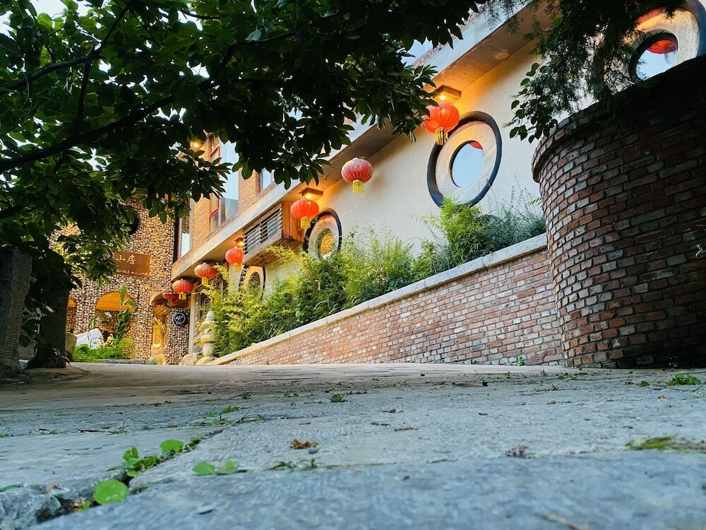 Фото Lotus Mountain Boutique Inn