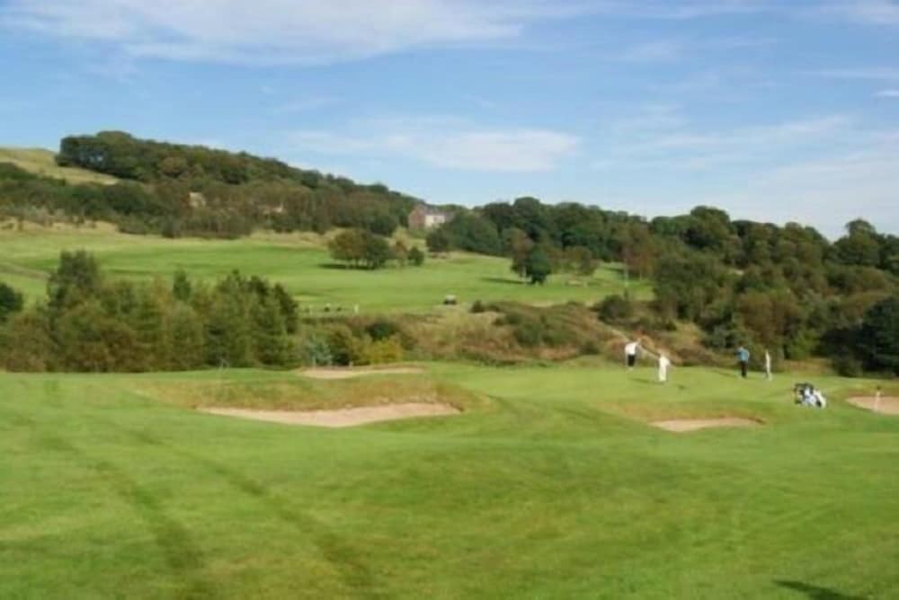 Фото Old Hall Hotel