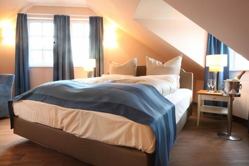 Гостиница Hotel MainChateau в Зелигенштадте