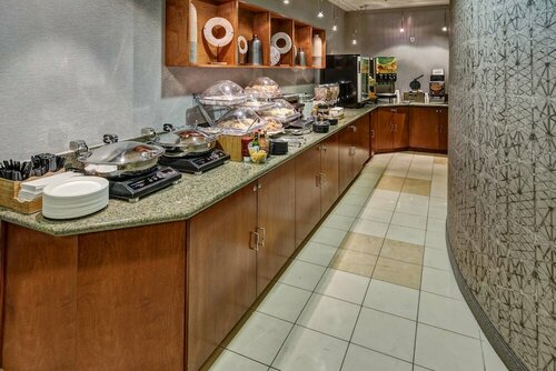 Гостиница SpringHill Suites by Marriott Naples