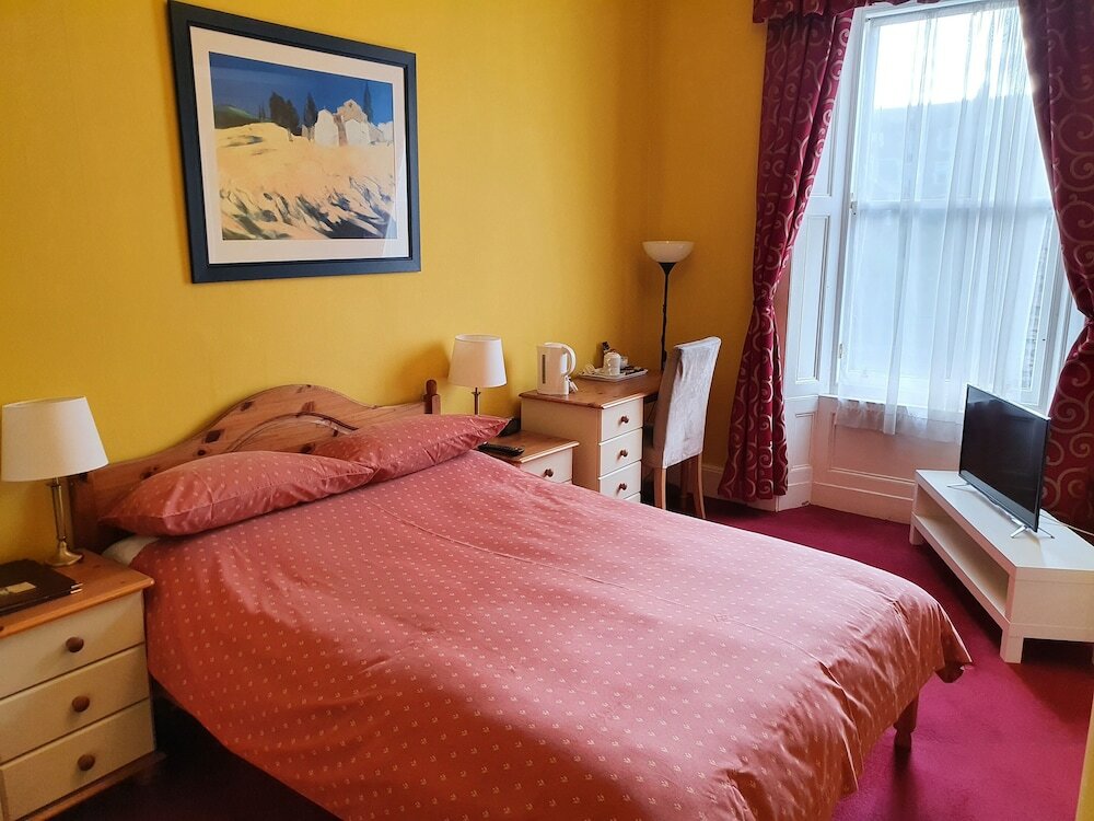 Фото Mackenzie Guest House