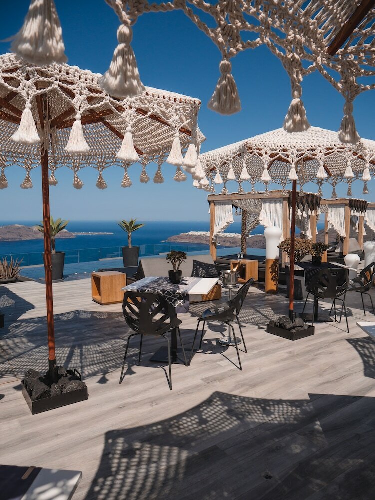 Фото Galaxy Suites & Villas