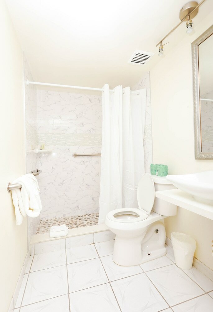 Фото Hollywood by the Sea