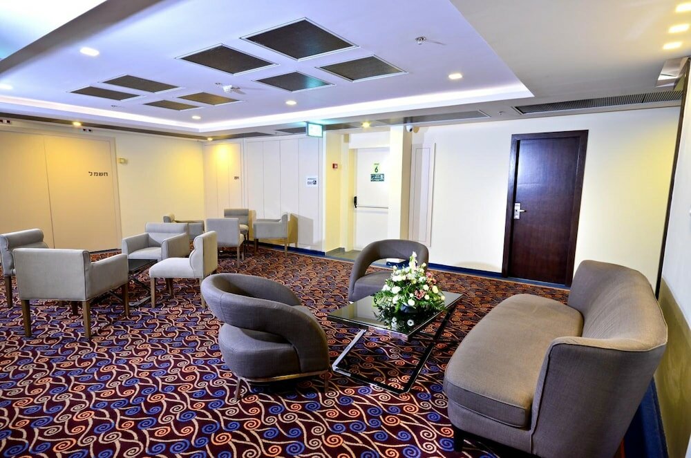 Фото Golden Crown Old City