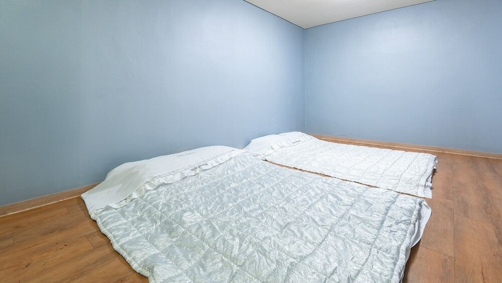 Фото Gyeongju Jang