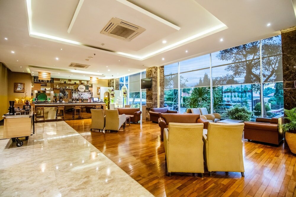 Фото Grand Tjokro Yogyakarta