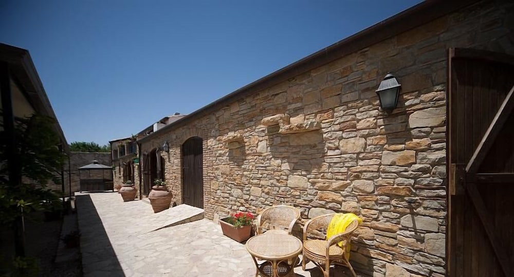 Фото Agriturismo Sant'Agata