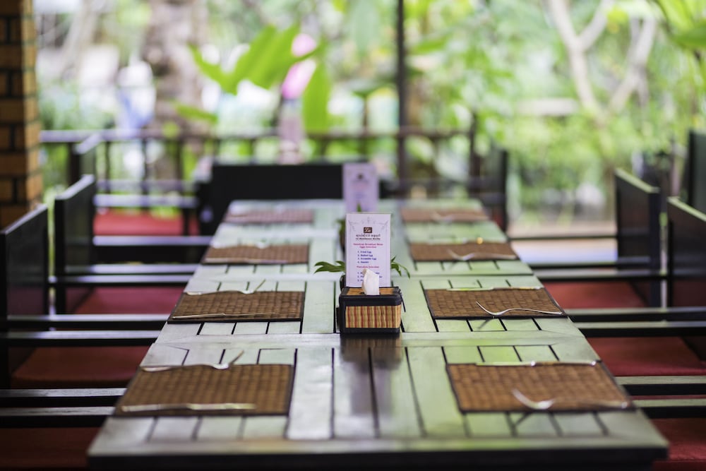 Фото La Residence WatBo Hotel