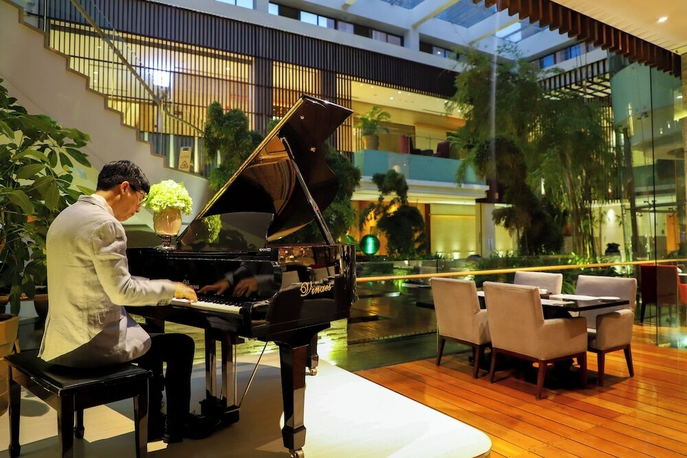 Фото Royal Garden Hotel