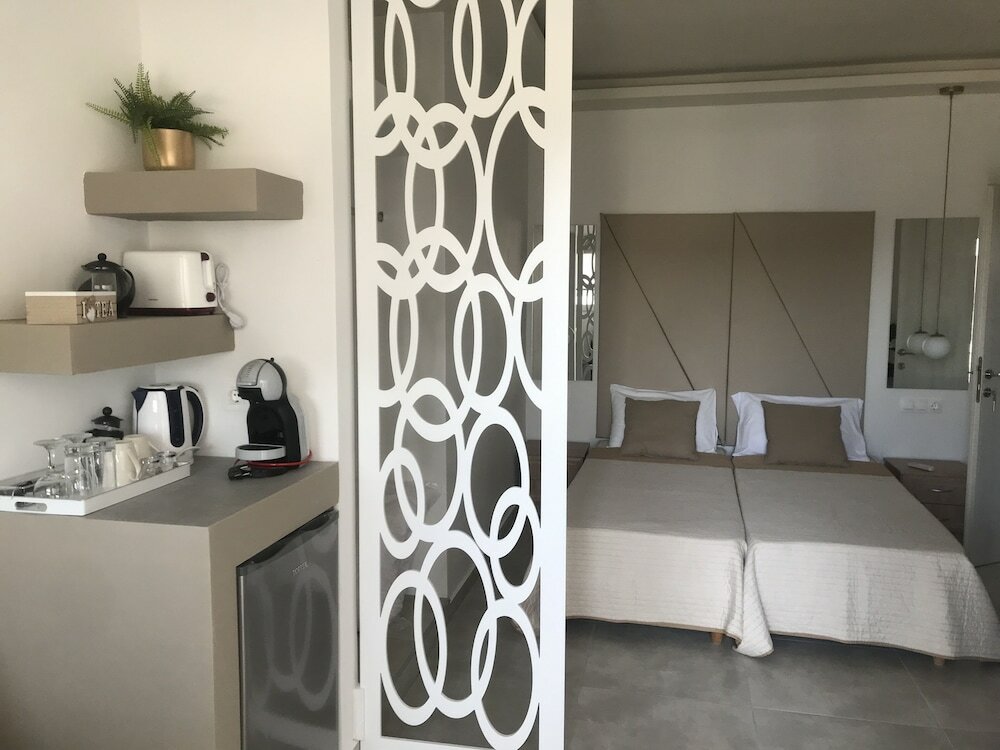 Фото Sea View Apts & Suites by Pachiplex